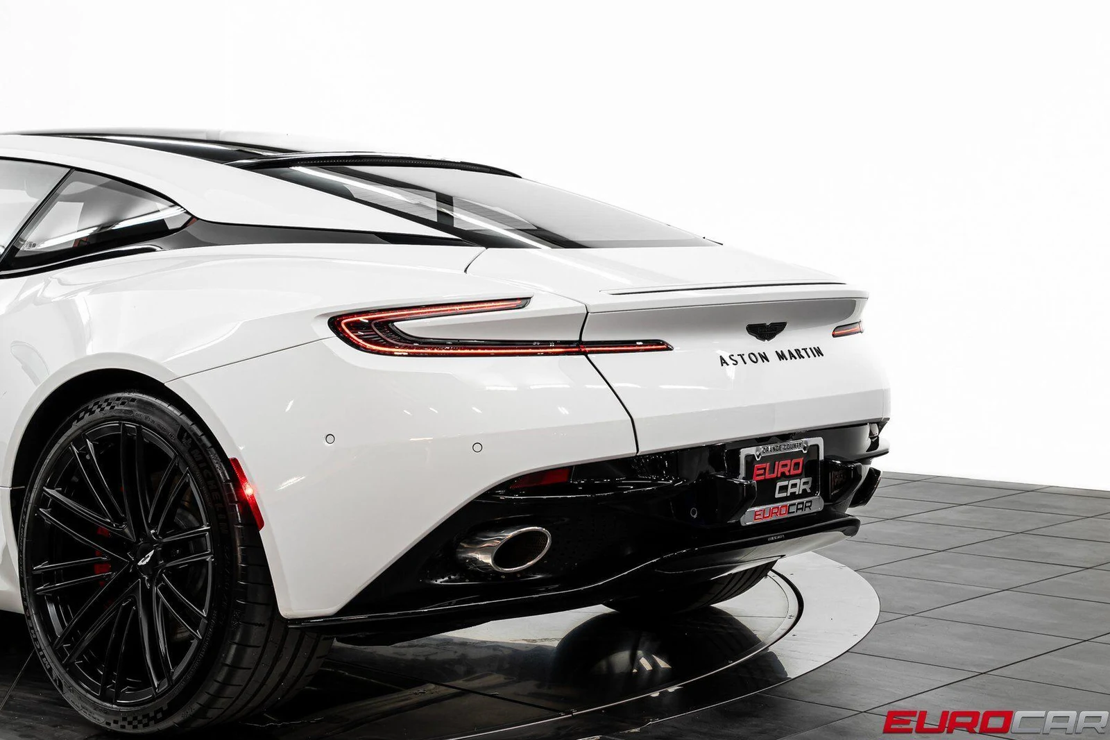 2024 Aston Martin DB12, 15/20