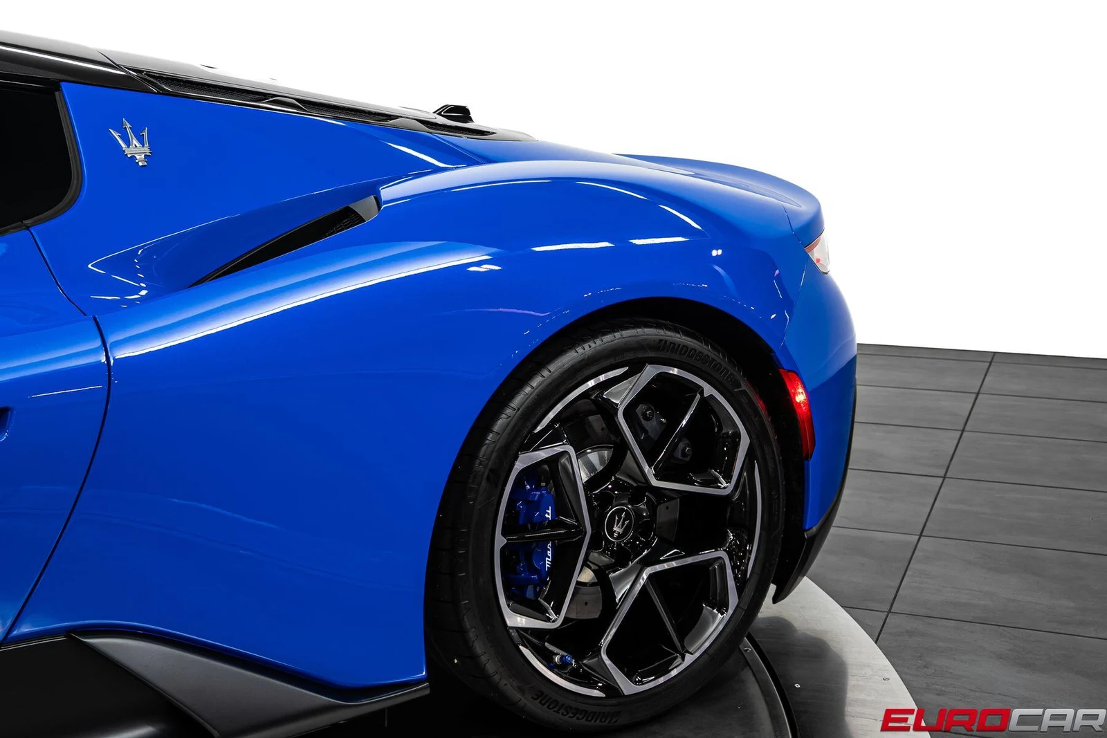 2023 Maserati MC20, 17/20