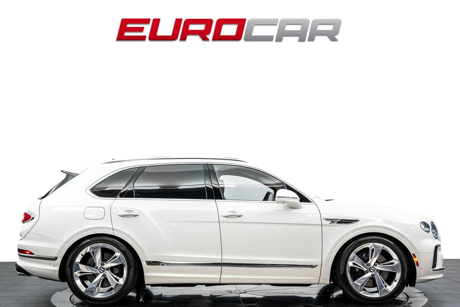 2024 Bentley Bentayga V8, 6/20