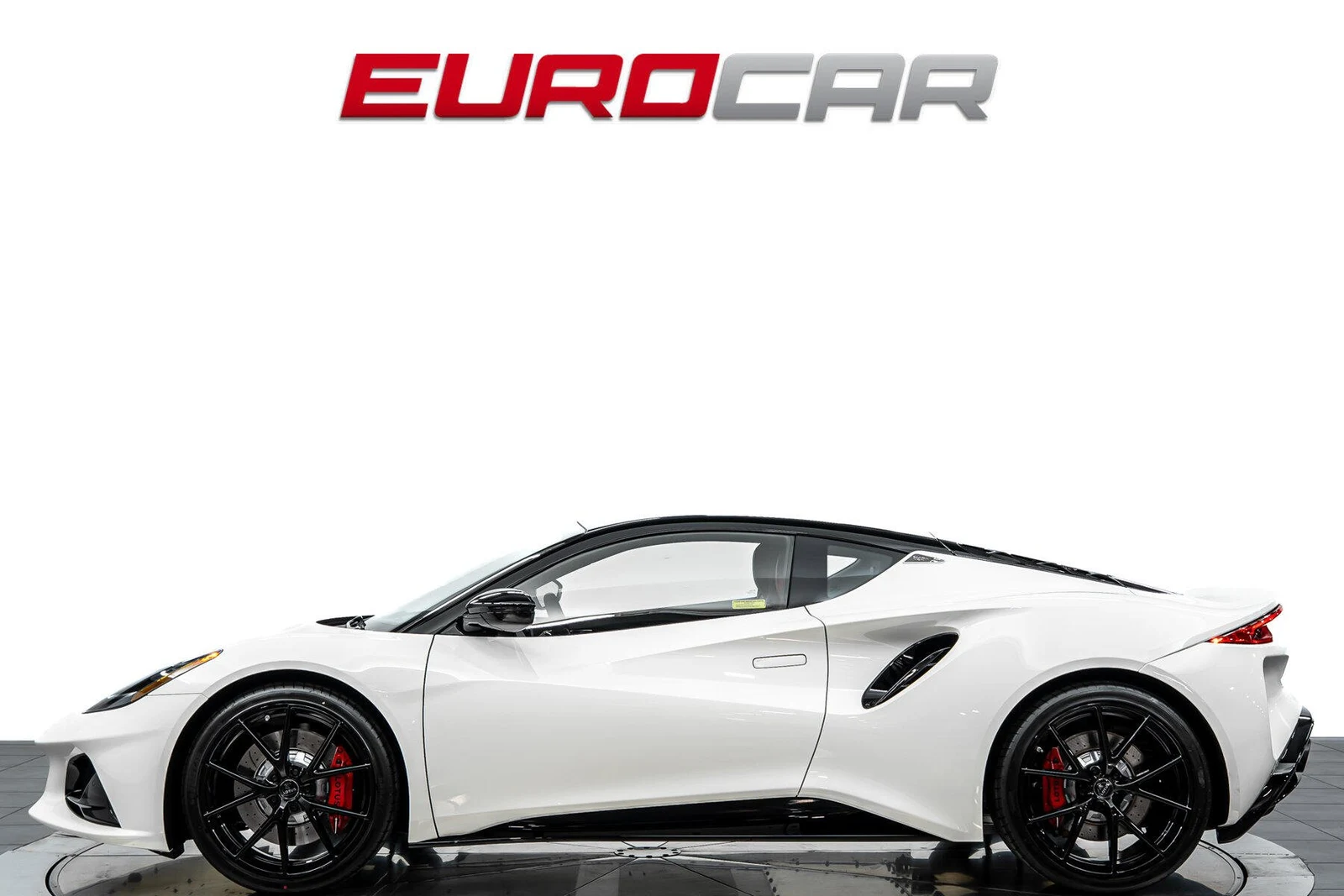 2026 Lotus Emira V6 SE, 2/20