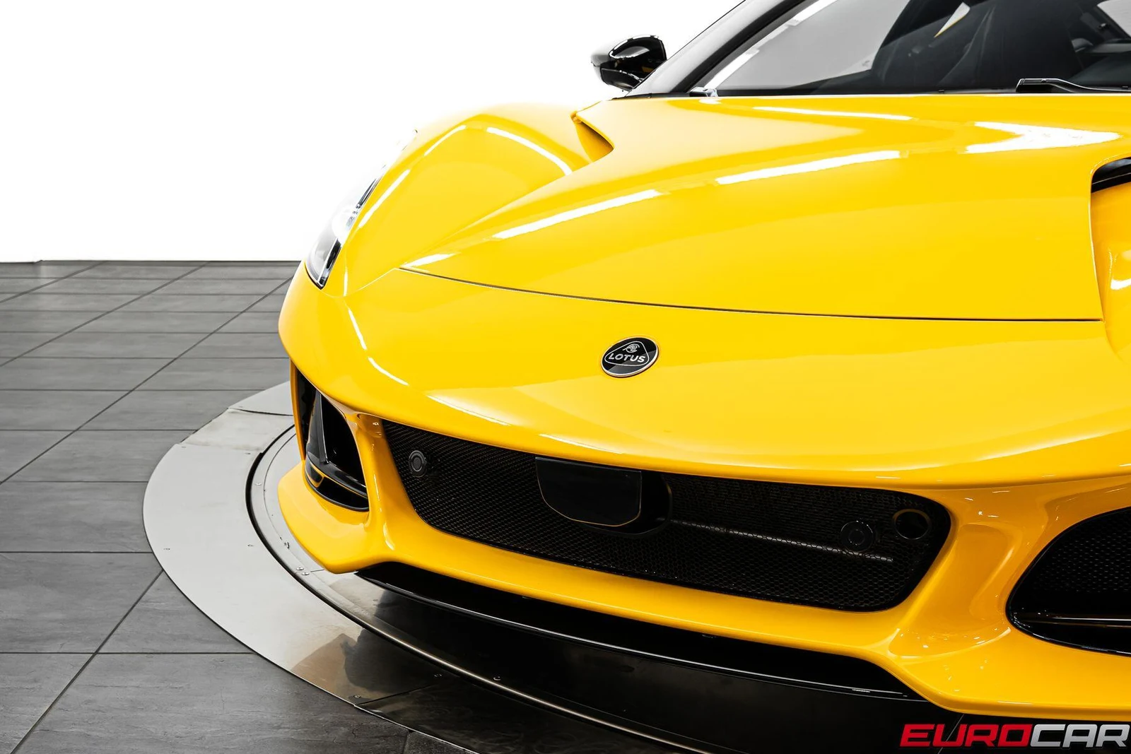 2026 Lotus Emira V6 SE, 10/20