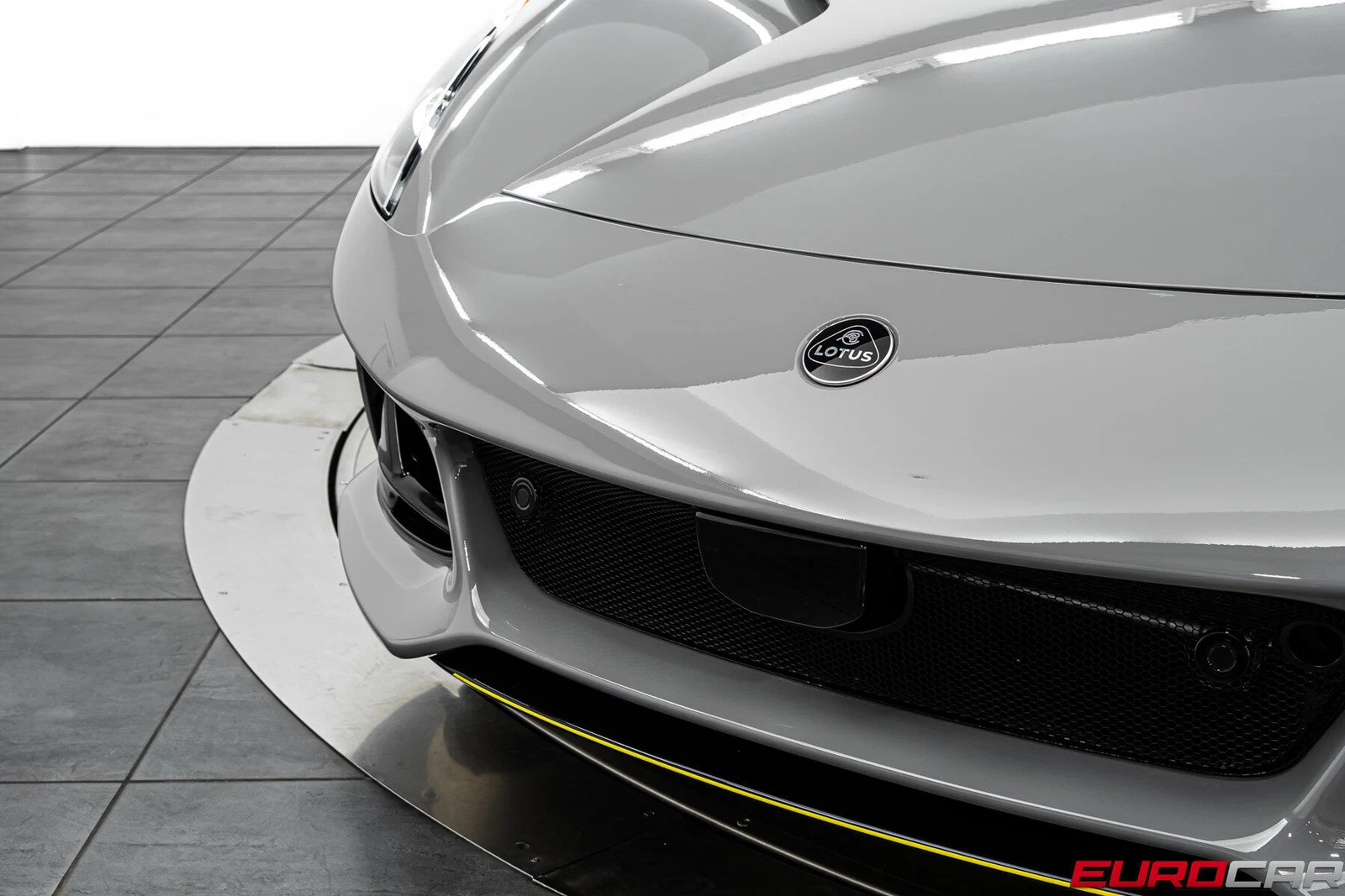 2026 Lotus Emira Turbo SE Racing Line, 11/20
