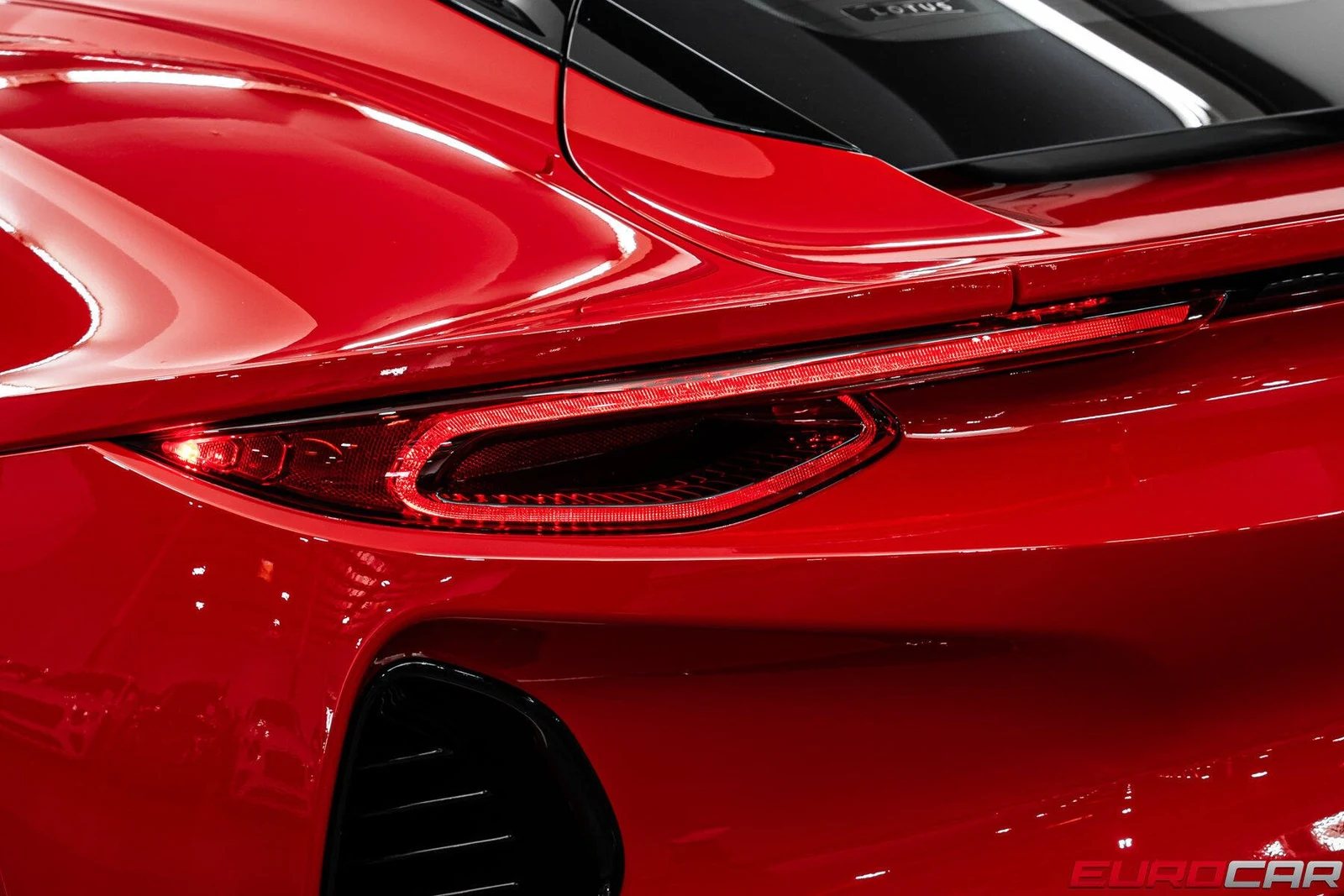 2026 Lotus Emira Turbo SE, 17/20