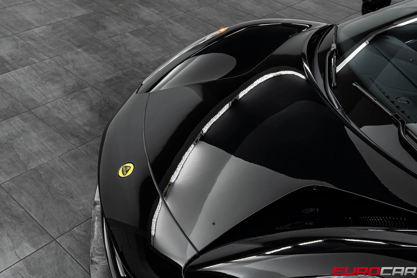 2026 Lotus Emira Turbo SE, 9/20