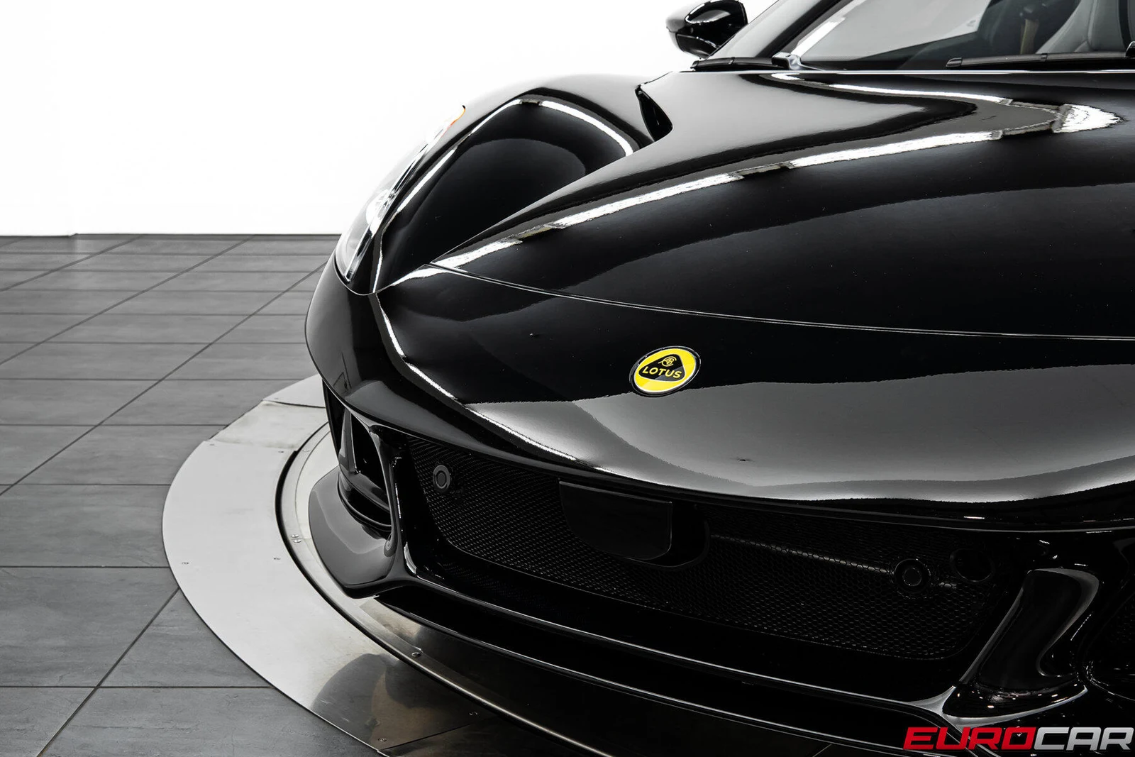 2026 Lotus Emira Turbo SE, 10/20