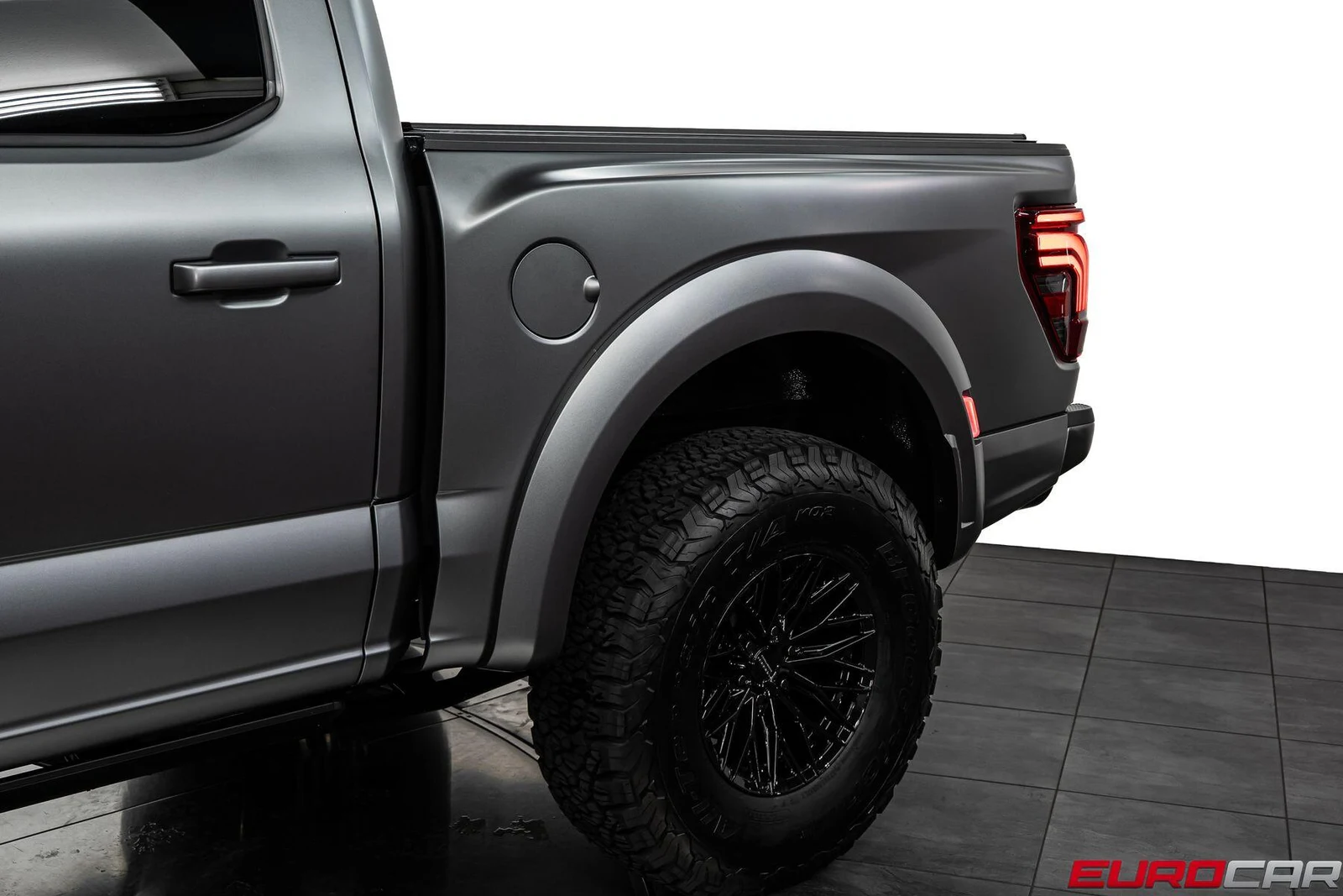2025 Ford F-150 Raptor R, 19/20