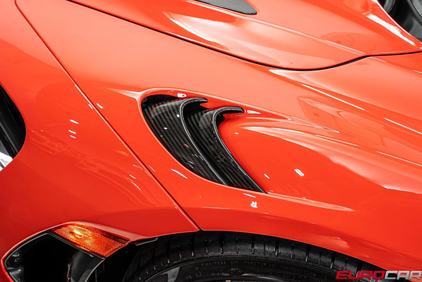 2021 McLaren 765LT, 14/30