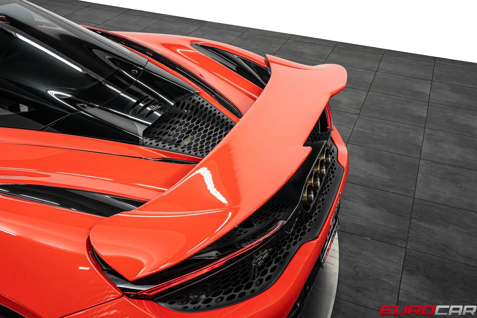 2021 McLaren 765LT, 17/30