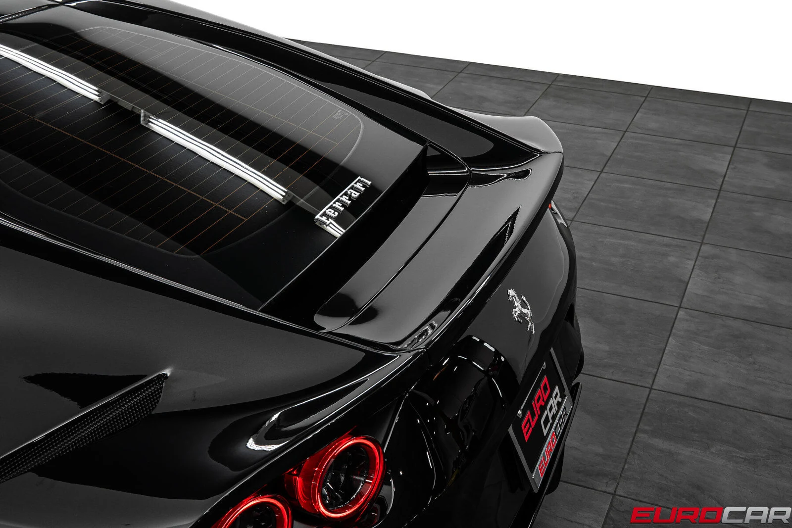 2020 Ferrari 812 Superfast, 15/30