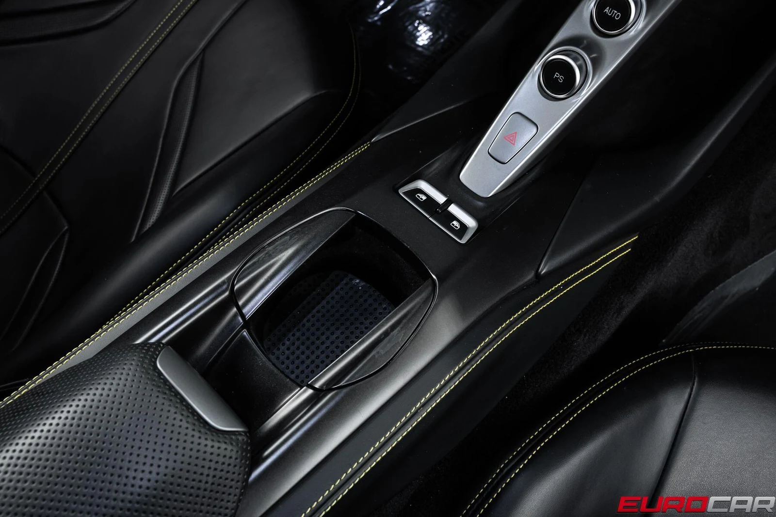 2020 Ferrari 812 Superfast, 24/30