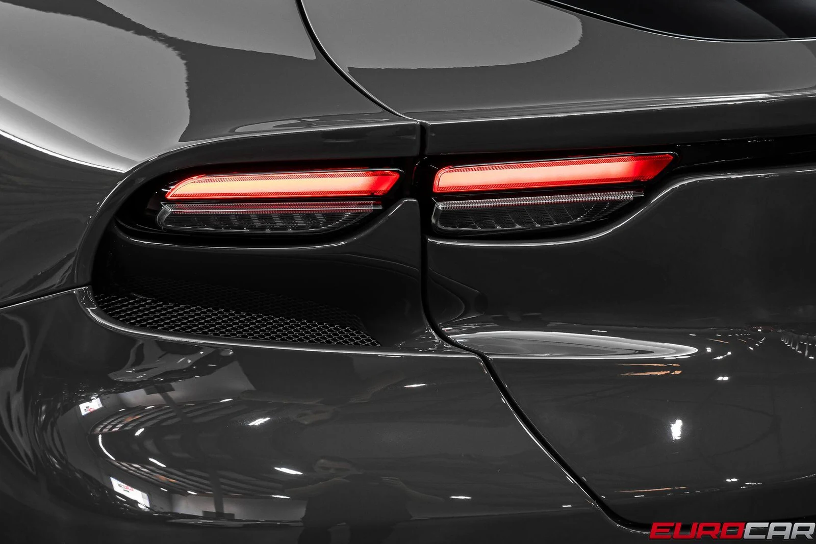 2024 Ferrari Purosangue, 18/30