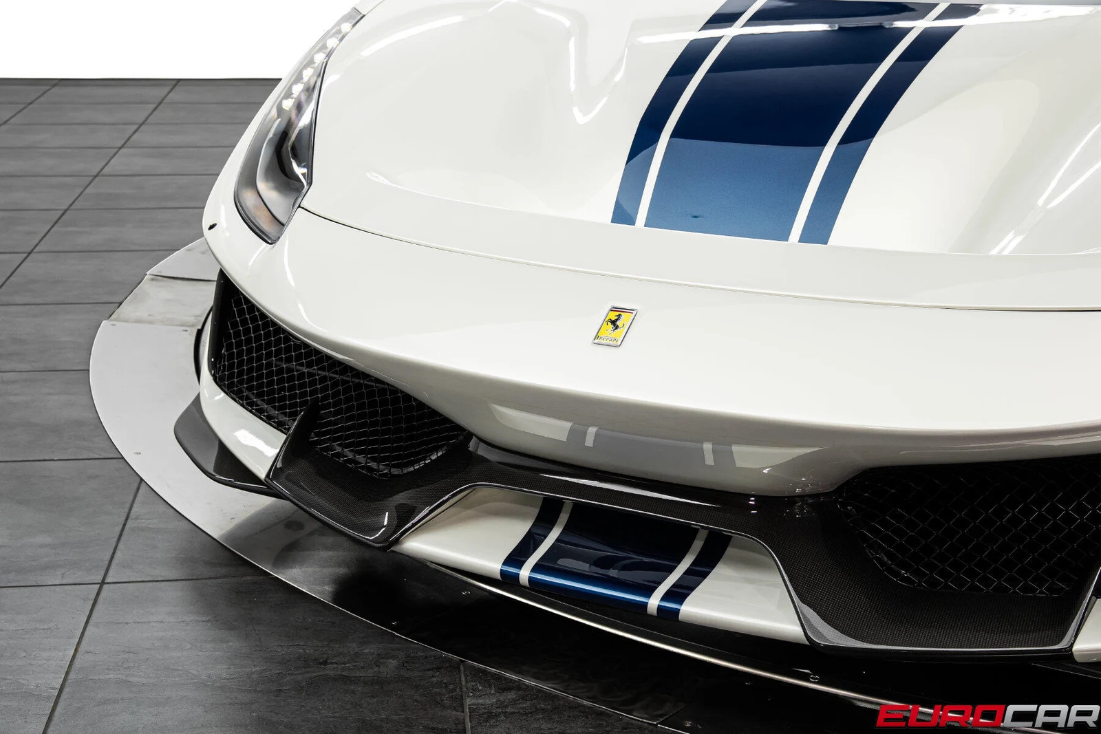 2020 Ferrari 488 Pista Spider, 11/30
