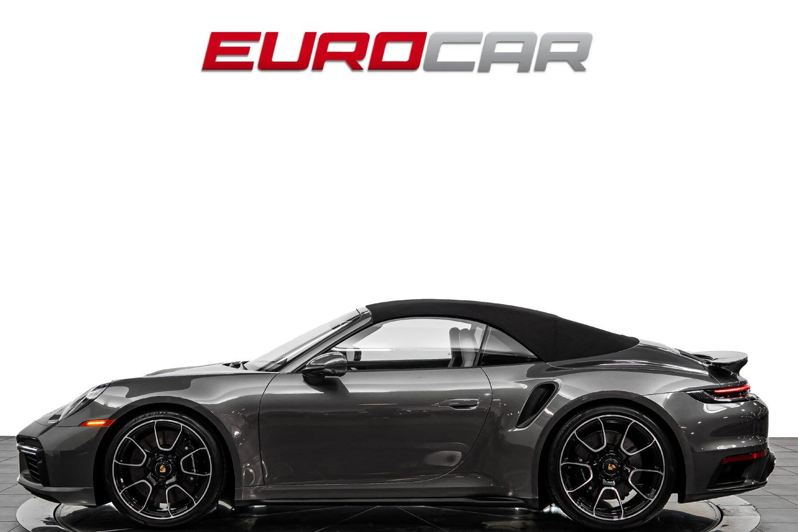 2022 Porsche 911 Turbo Cabriolet, 3/30