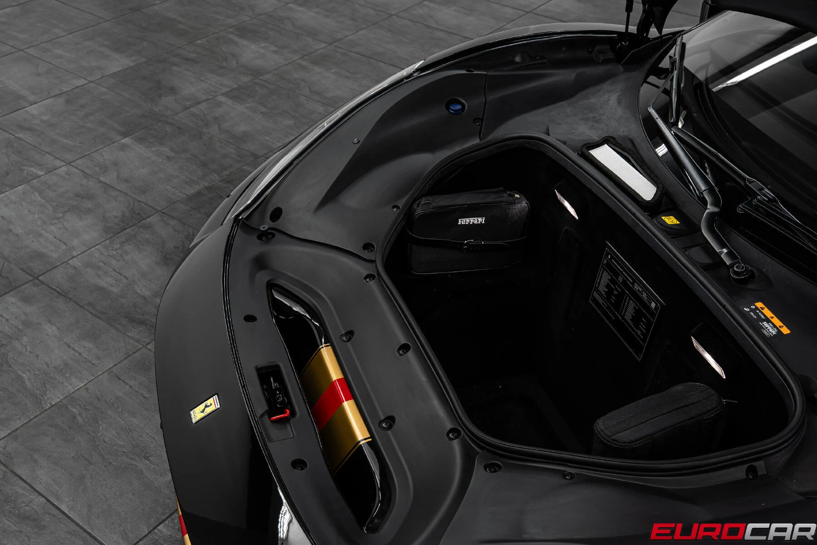 2020 Ferrari 488 Pista, 11/30