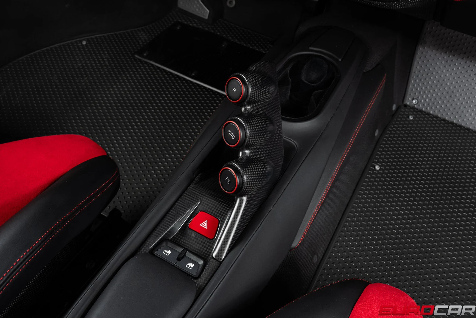 2020 Ferrari 488 Pista, 24/30