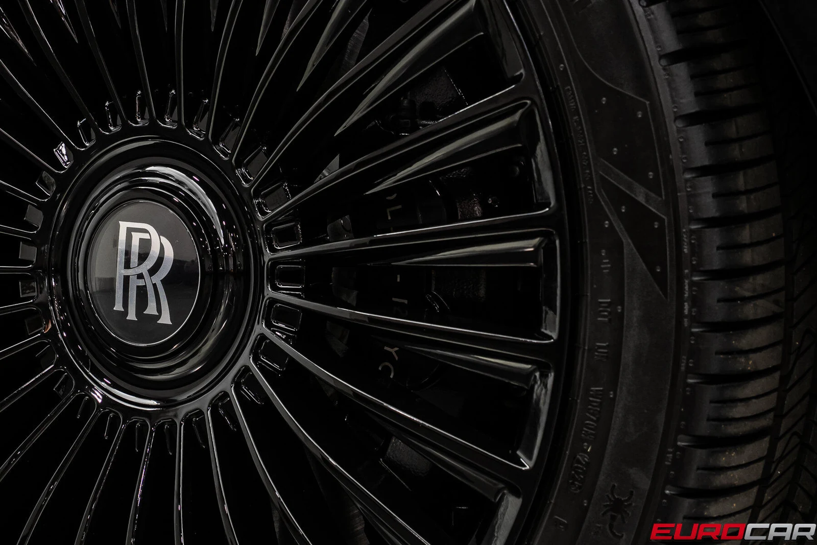 2018 Rolls-Royce Dawn wheel