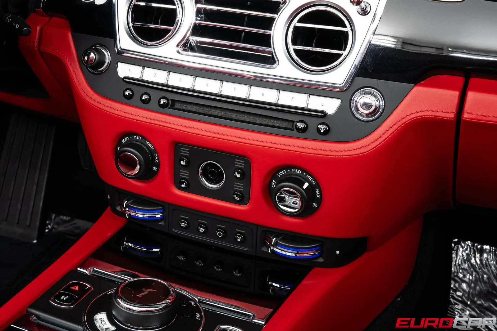 2018 Rolls-Royce Dawn interior, Red