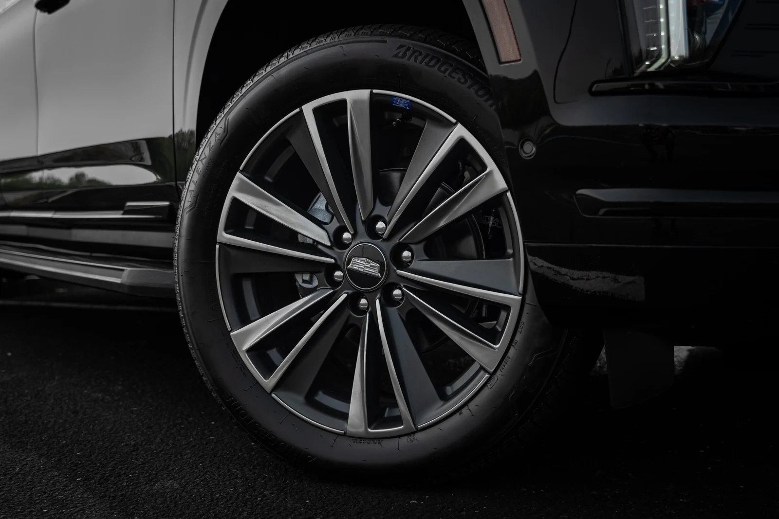 2026 Cadillac Escalade ESV Sport wheel