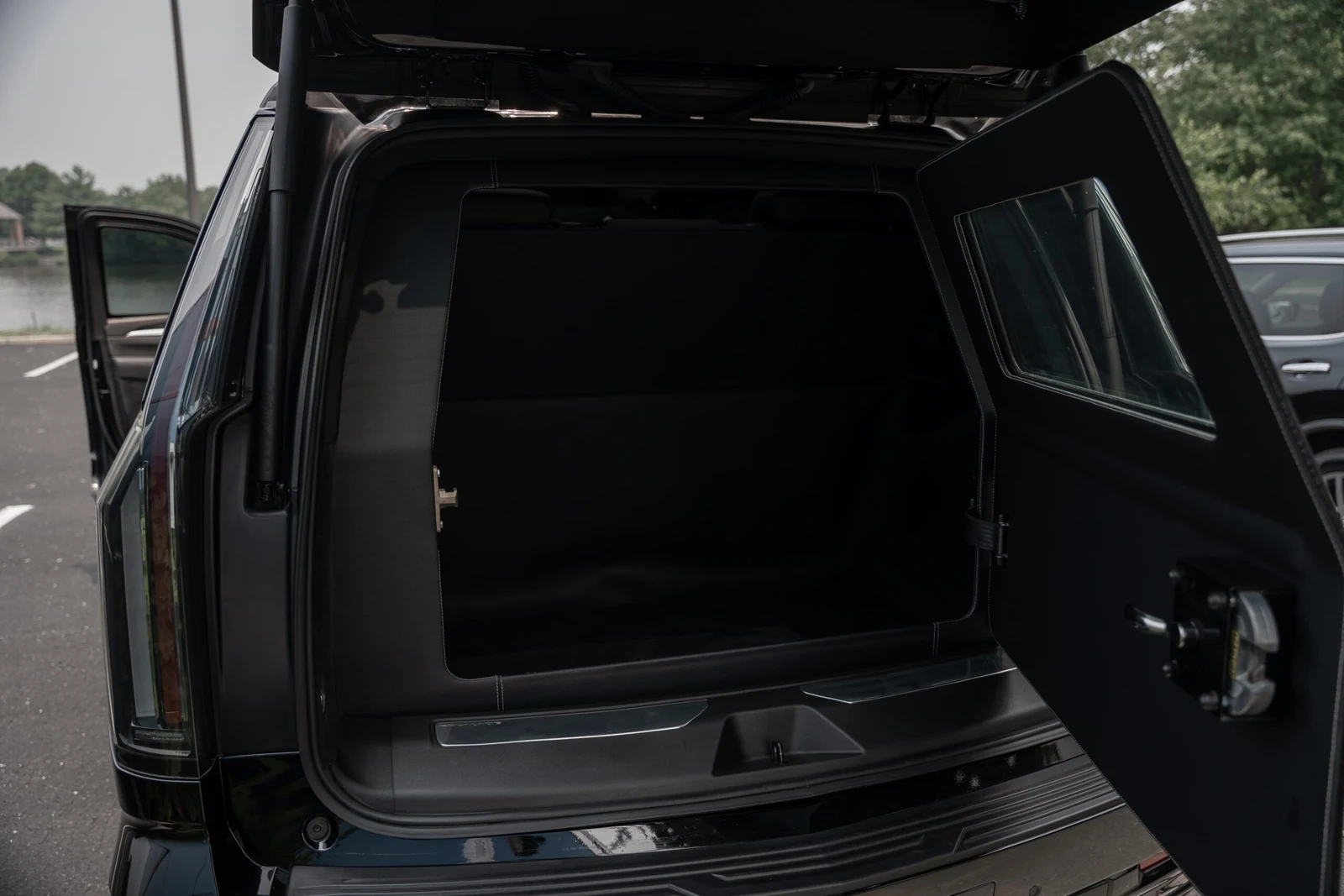 2026 Cadillac Escalade ESV Sport for sale, photo 12 of 20