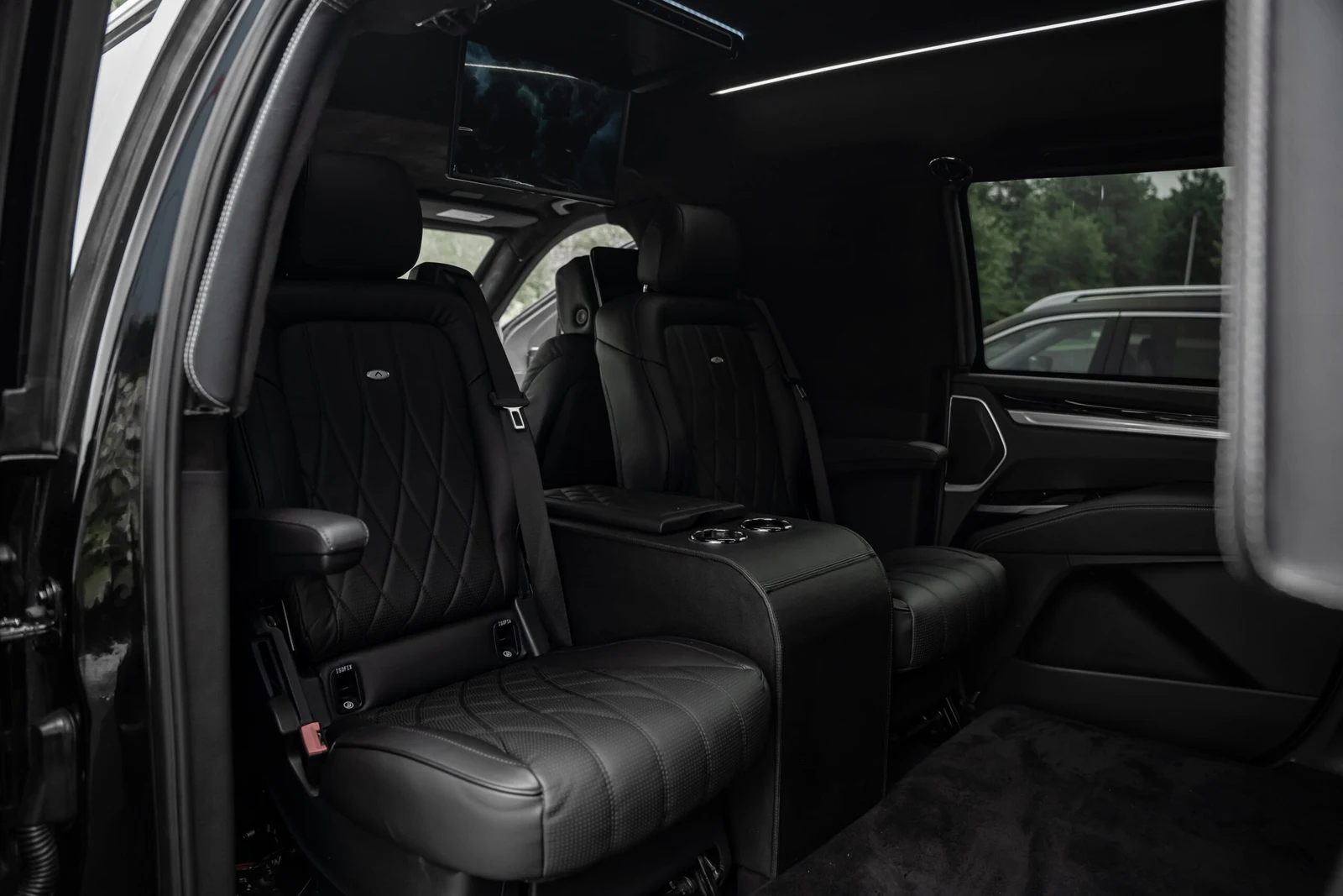 2026 Cadillac Escalade ESV Sport interior, seats