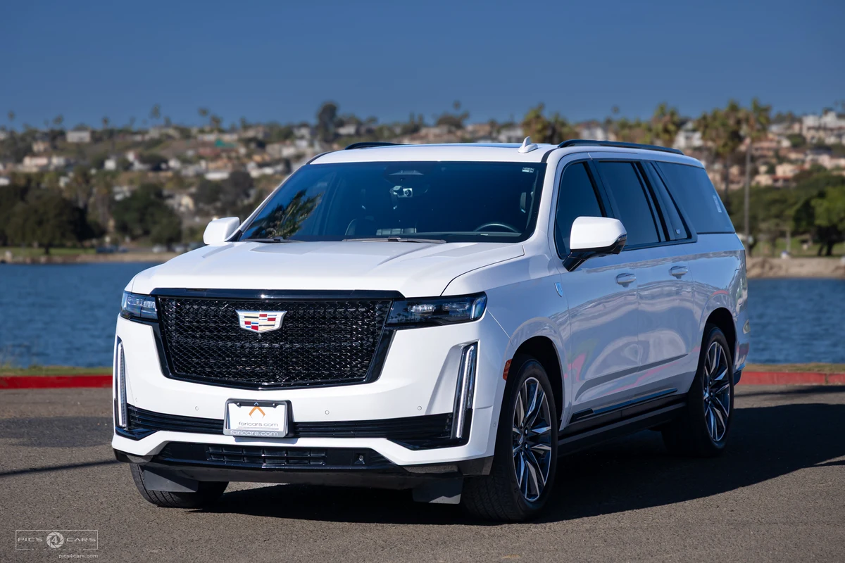 2022 Cadillac Escalade ESV Sport Platinum for sale, exterior, Crystal White Tricoat