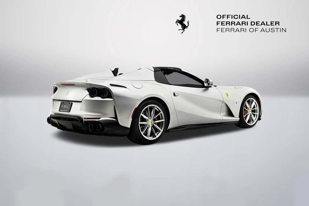 2021 Ferrari 812 GTS, 8/30