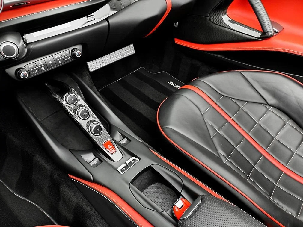 2021 Ferrari 812 GTS, 13/30