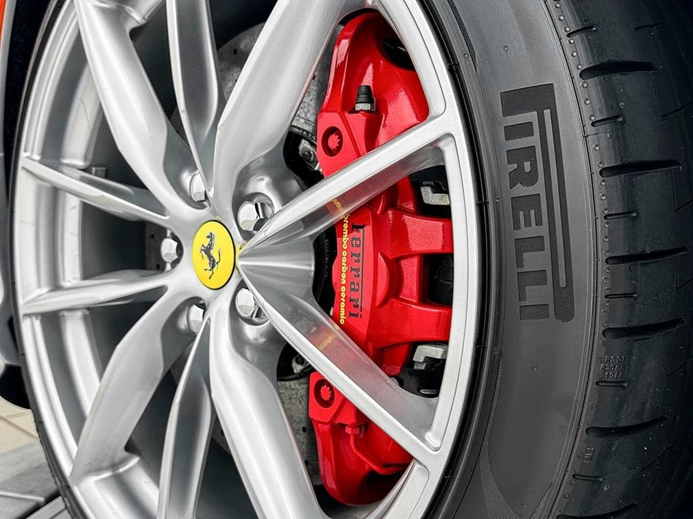 2021 Ferrari 812 GTS, 25/30