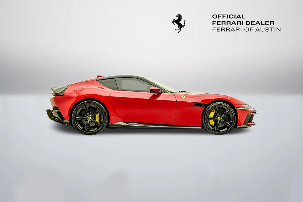 2025 Ferrari 12Cilindri, 8/30