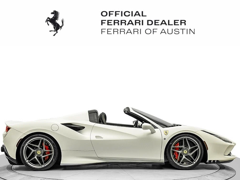 2022 Ferrari F8 Spider, 9/30