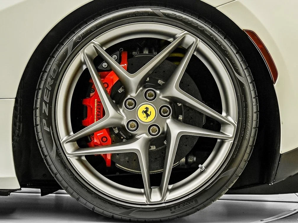 2022 Ferrari F8 Spider, 25/30