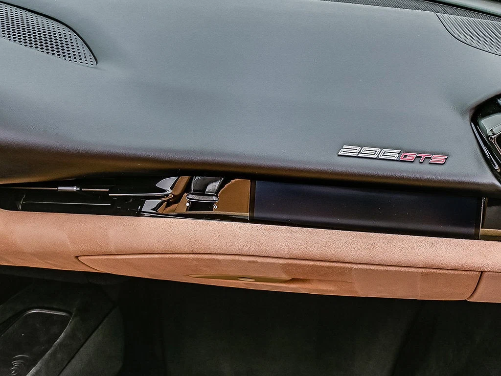 2024 Ferrari 296 GTS, 13/30