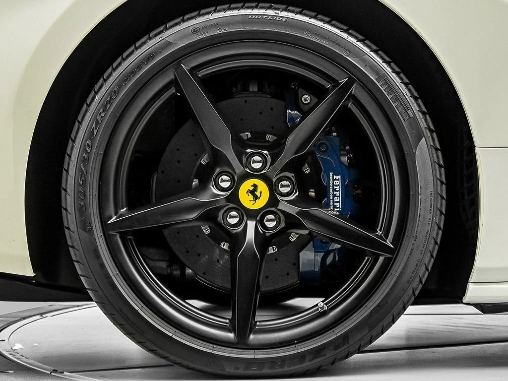 2017 Ferrari 488 Spider, 25/30