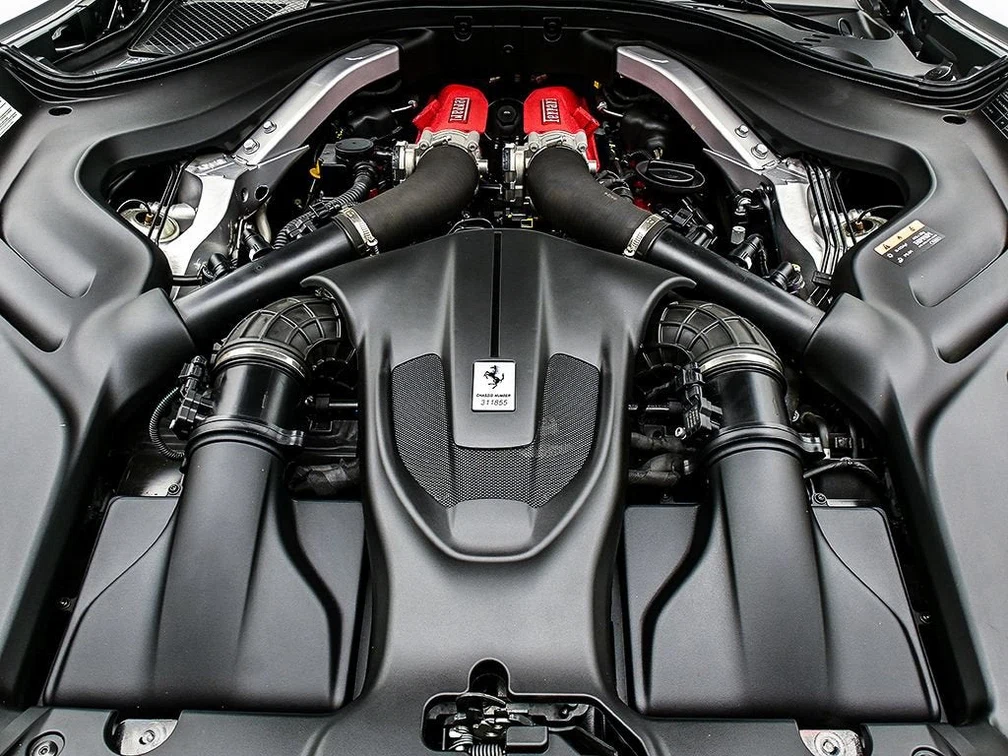 2025 Ferrari Roma Spider, 22/30