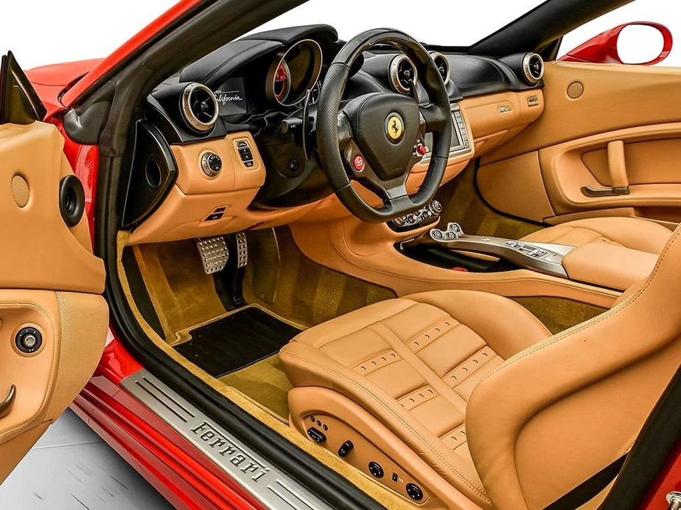 2010 Ferrari California, 10/30