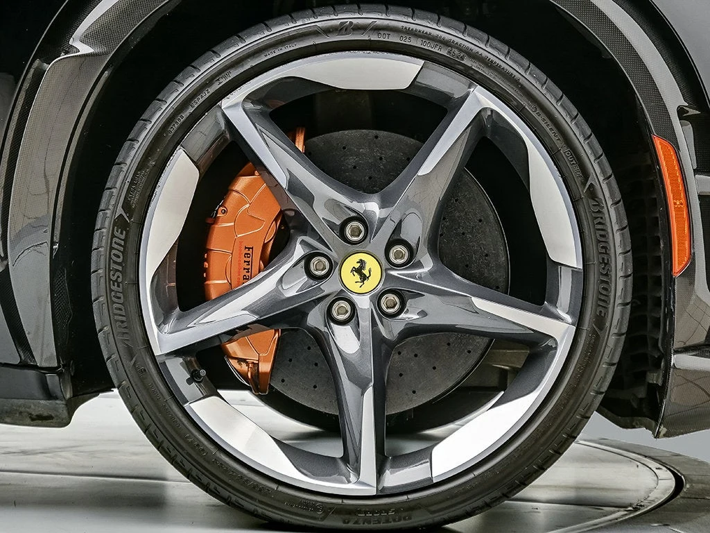 2024 Ferrari Purosangue wheel
