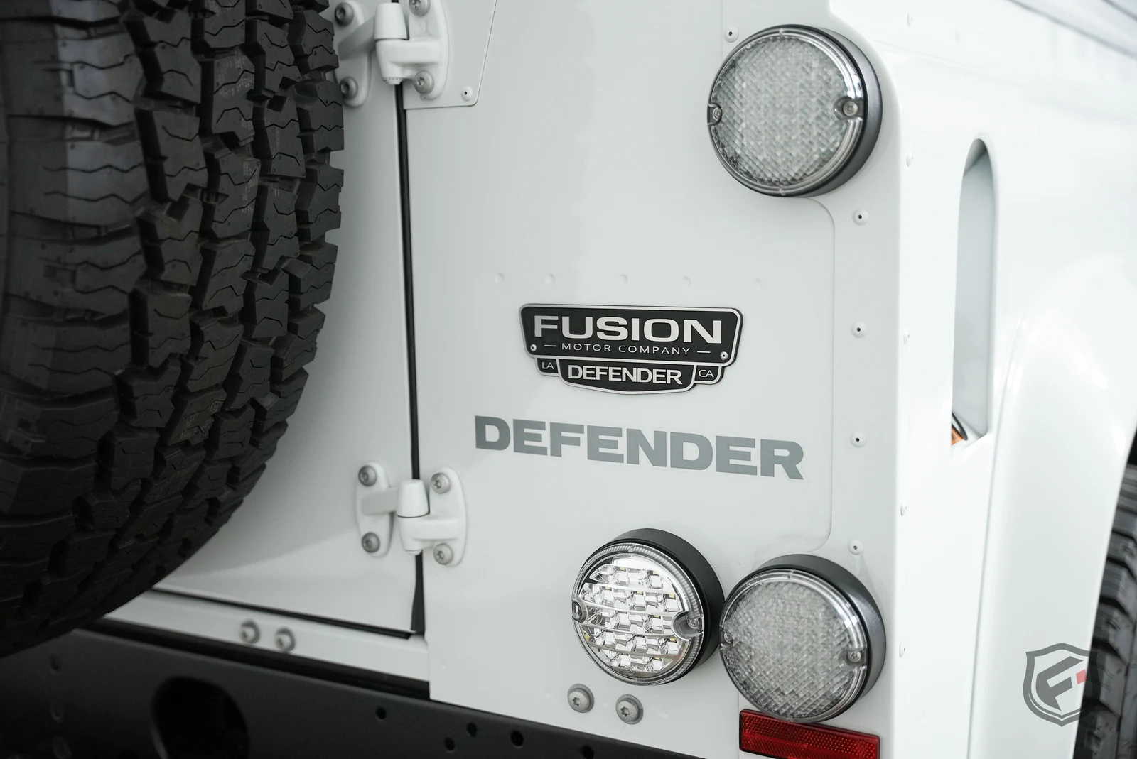 1986 Land Rover Defender 90 LT1 Custom Build, 18/20
