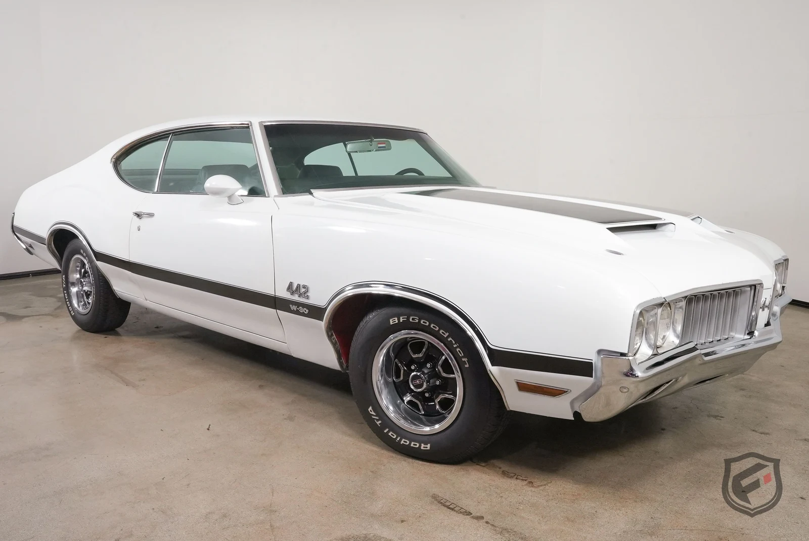 Oldsmobile 442 W-30 Holiday Coupé | Fusion Motor Company