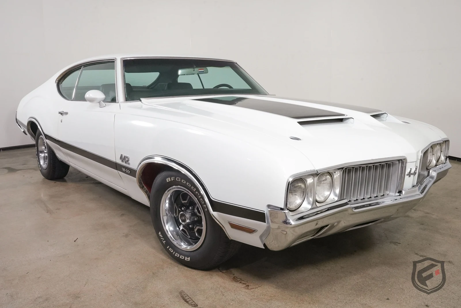 1970 Oldsmobile 442 W-30 Holiday Coupé, 19/20