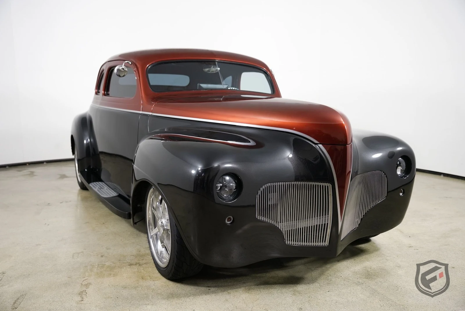 1941 Dodge Custom Business Coupé 383 Restomod, 18/20