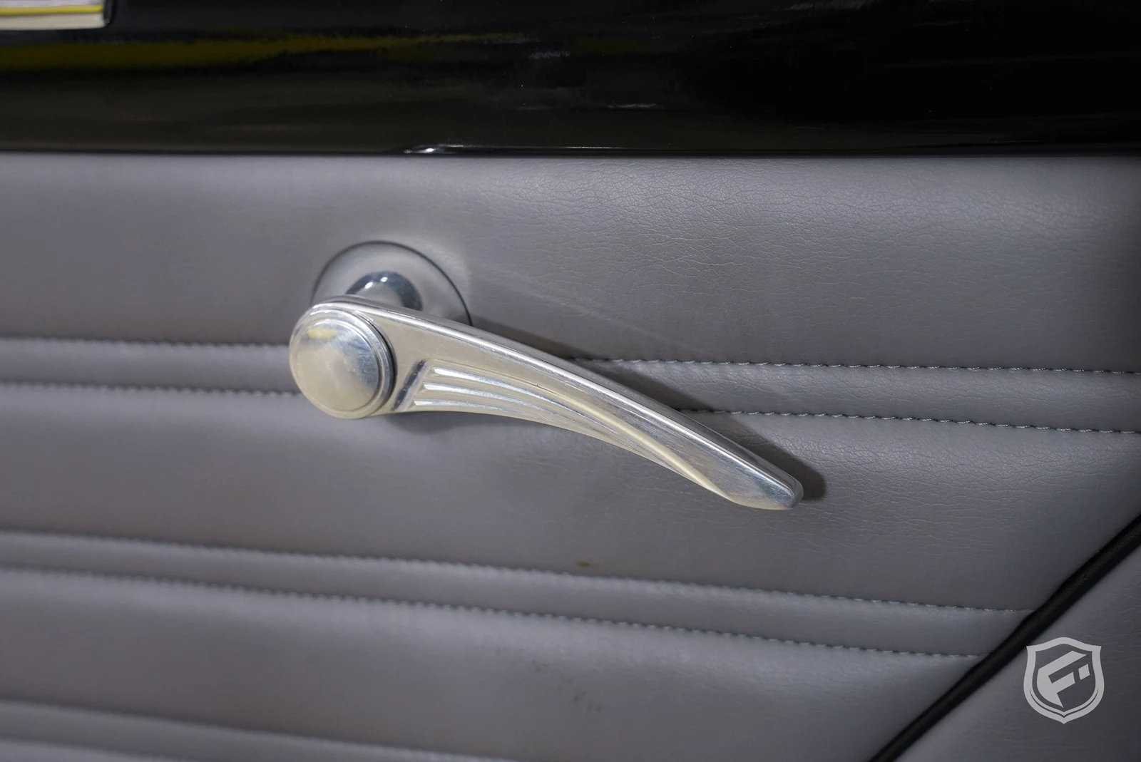 1950 Plymouth Special Deluxe Club Coupé LT1 Restomod, 3/20