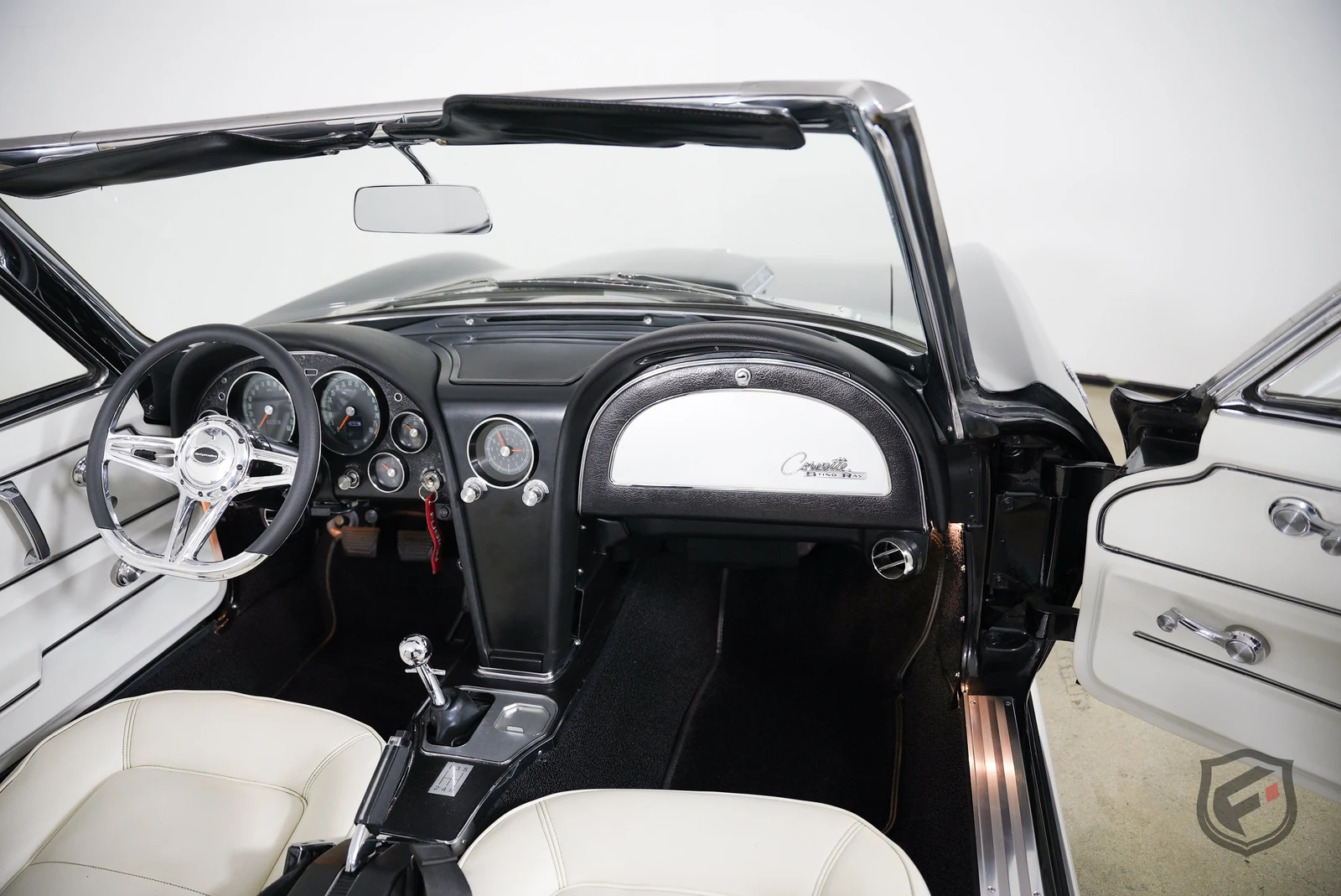 1965 Chevrolet Corvette Convertible LS3 Restomod (C2), 19/30