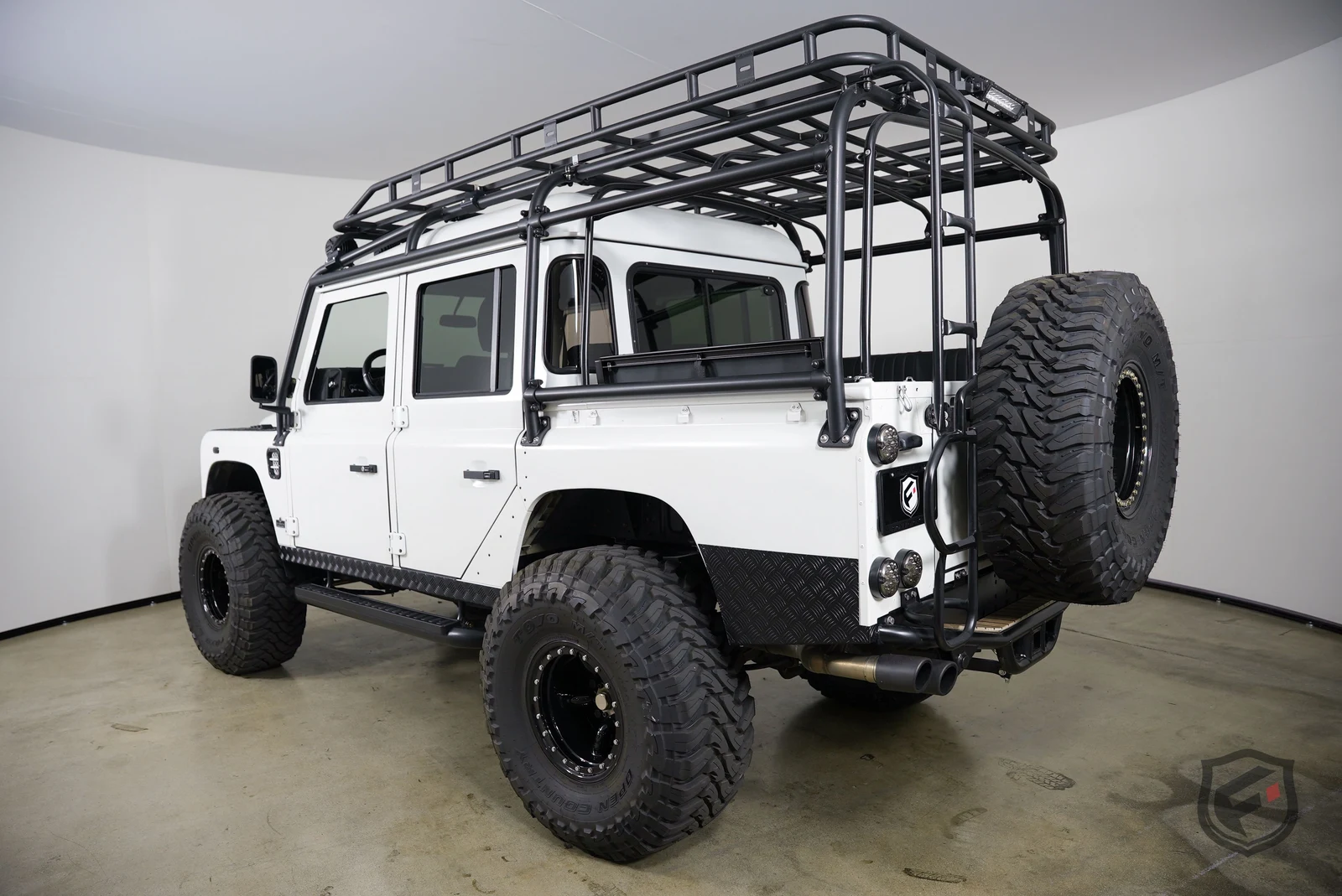 1992 Land Rover Defender Pickup LS3 Bigfoot Custom, 6/30