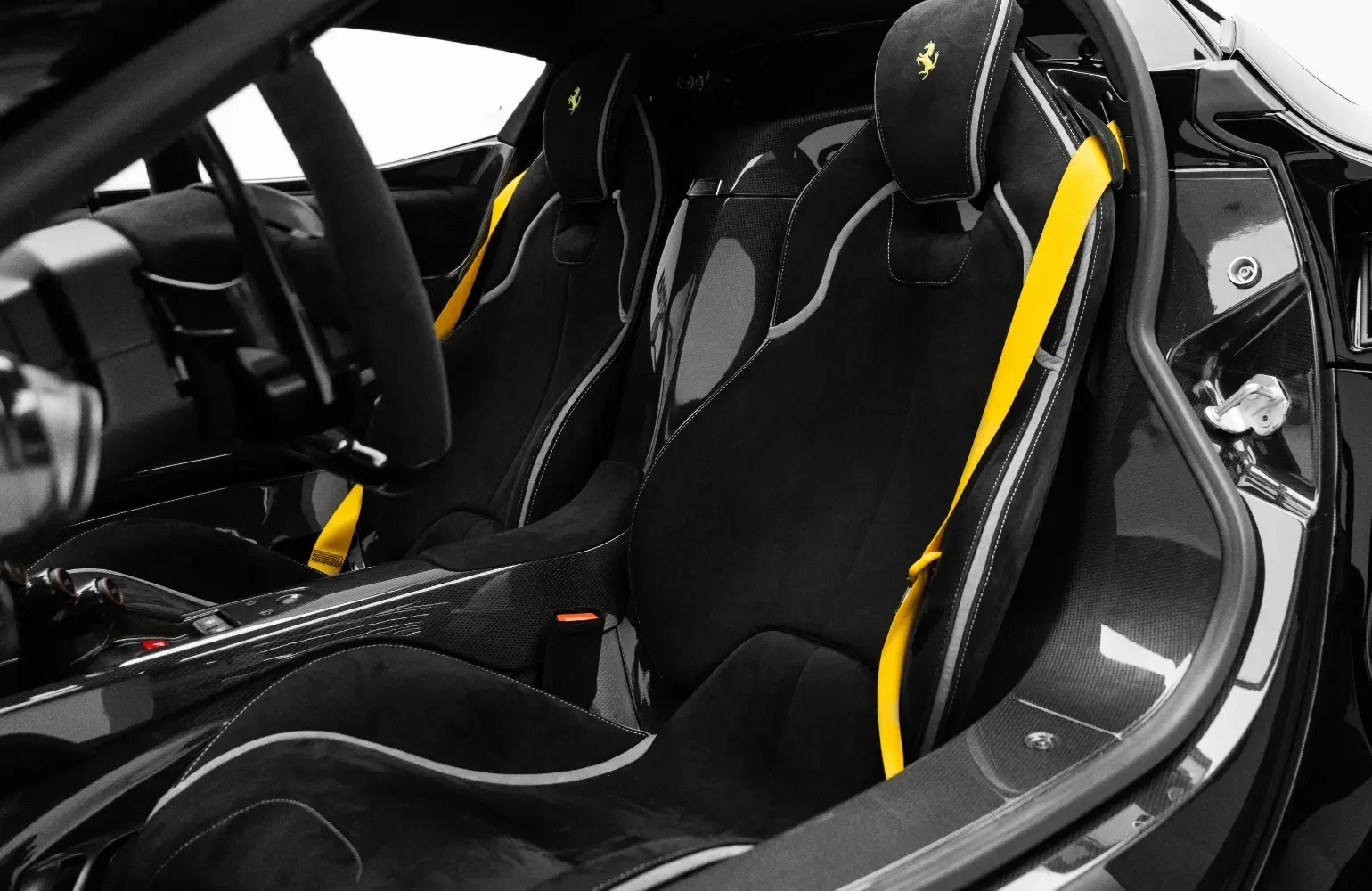 2015 Ferrari LaFerrari interior, seats, Black Alcantara with yellow seat belts