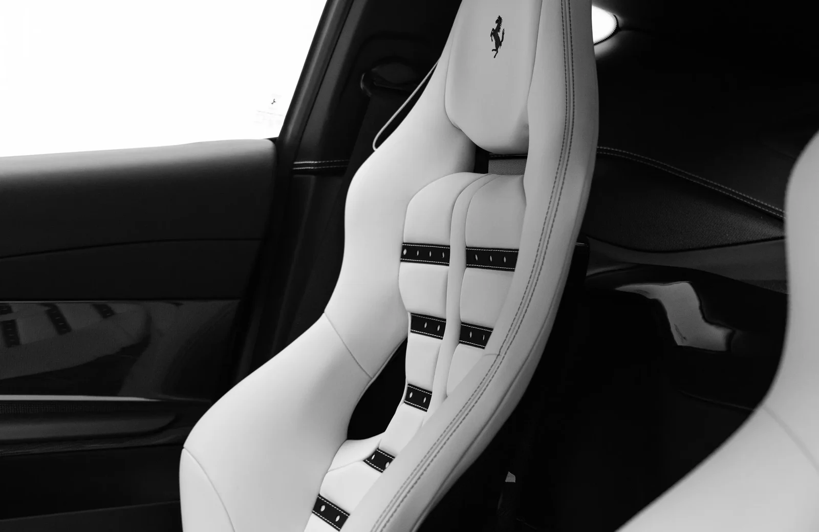 2019 Ferrari 812 Superfast interior, seats