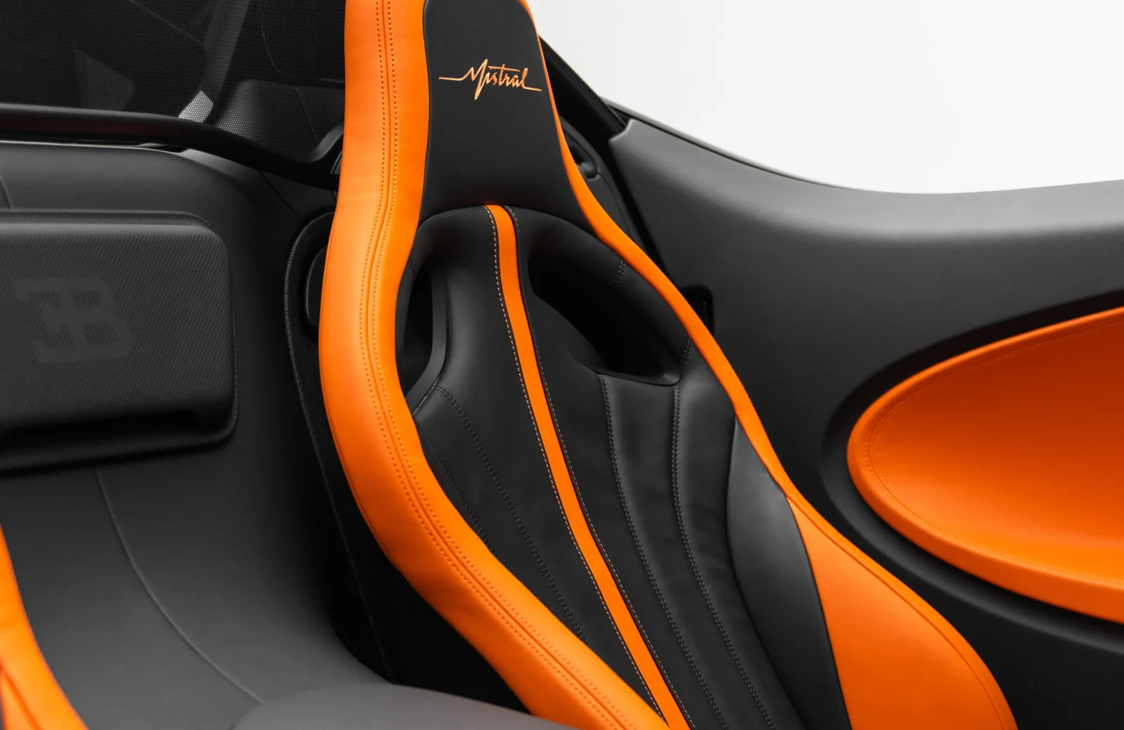 2025 Bugatti W16 Mistral interior
