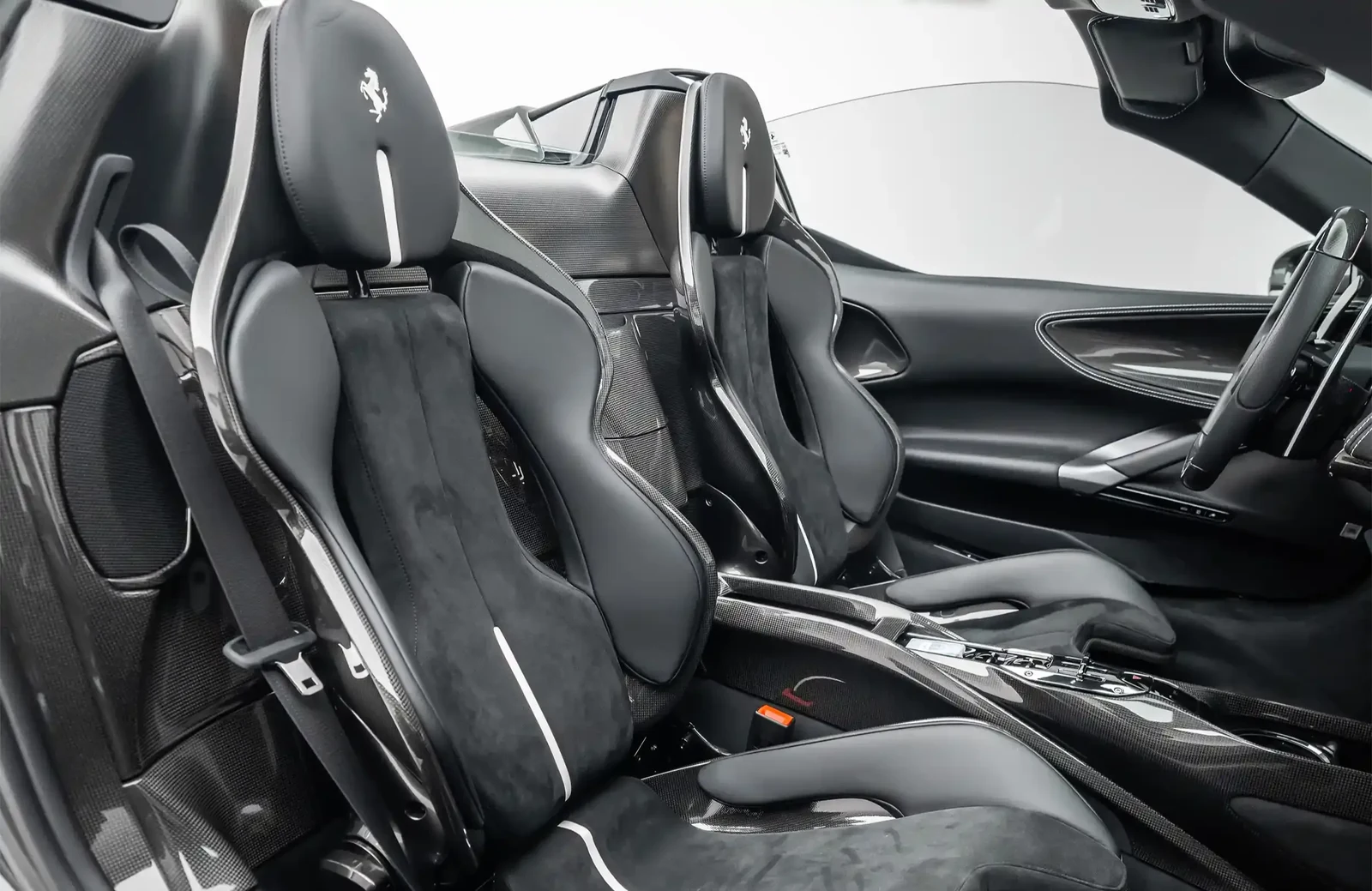 2023 Ferrari SF90 Spider interior, seats