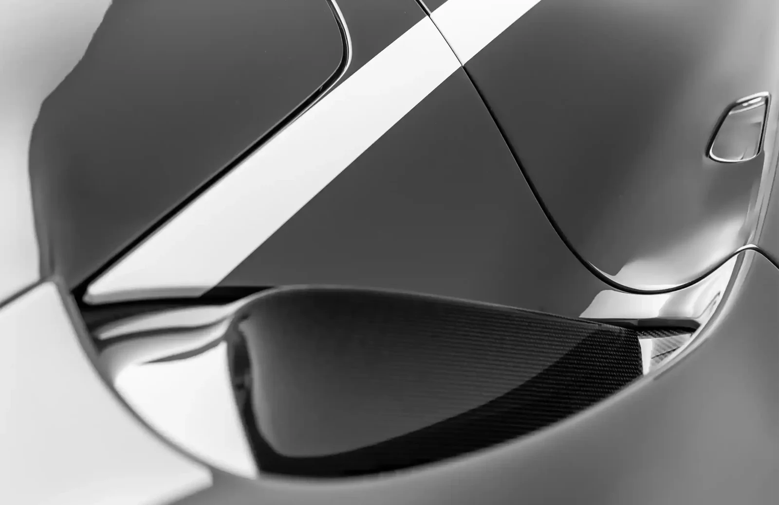 2023 Ferrari SF90 Spider, detail
