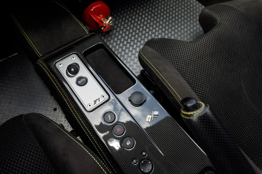 2008 Ferrari 430 Scuderia, 19/20