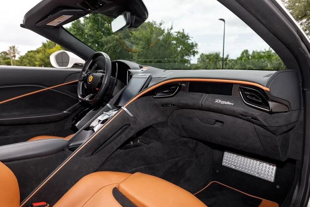 2024 Ferrari Roma Spider, 17/20